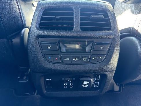 Used 2021 Honda Pilot Black Edition image 19