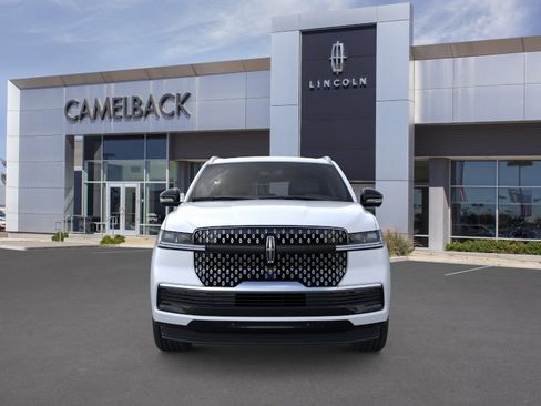 New 2026 Lincoln Navigator Reserve AWD/4WD image 6