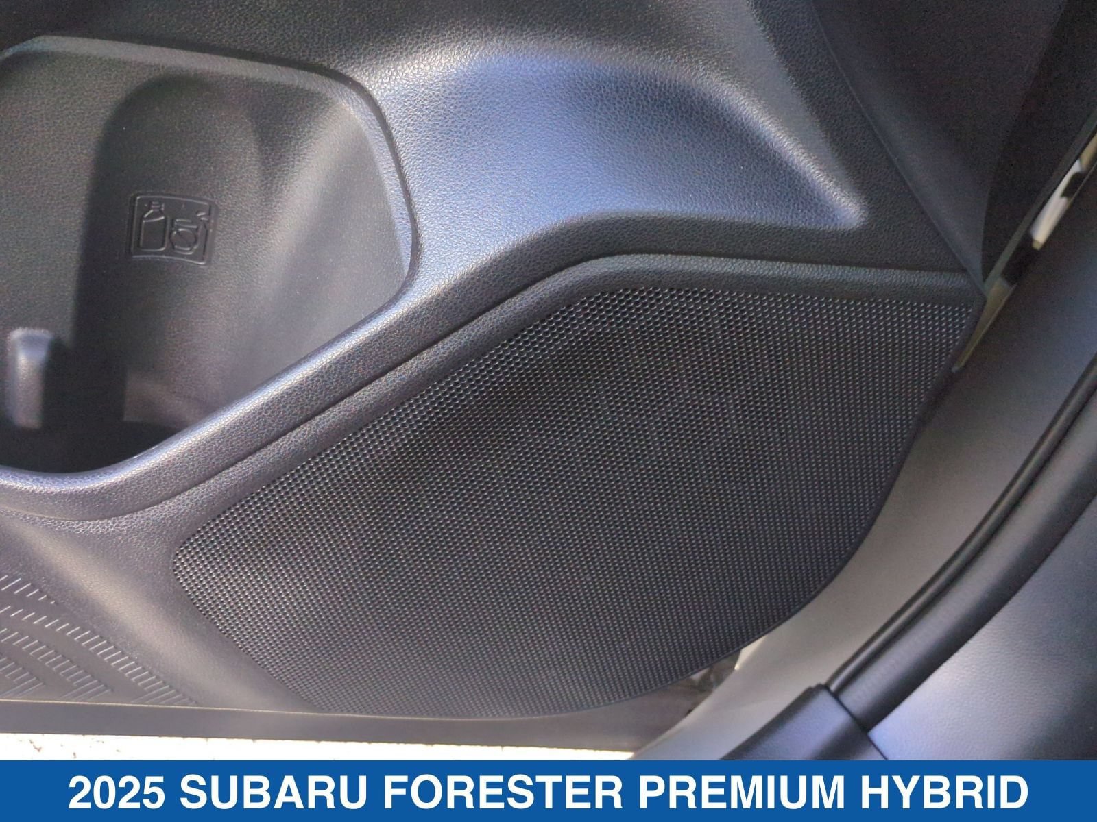 Certified 2025 Subaru Forester Premium AWD/4WD image 14