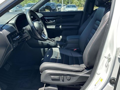 Used 2025 Honda CR-V Sport Touring image 4