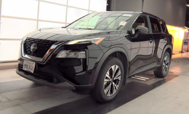 Used 2023 Nissan Rogue SV FWD image 1