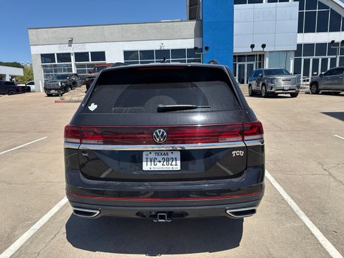 Used 2024 Volkswagen Atlas SE FWD image 7