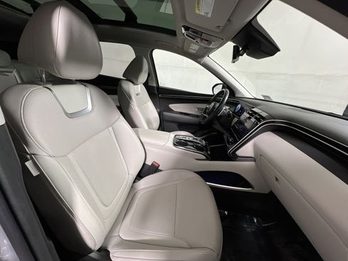 Used 2023 Hyundai Tucson Limited image 25