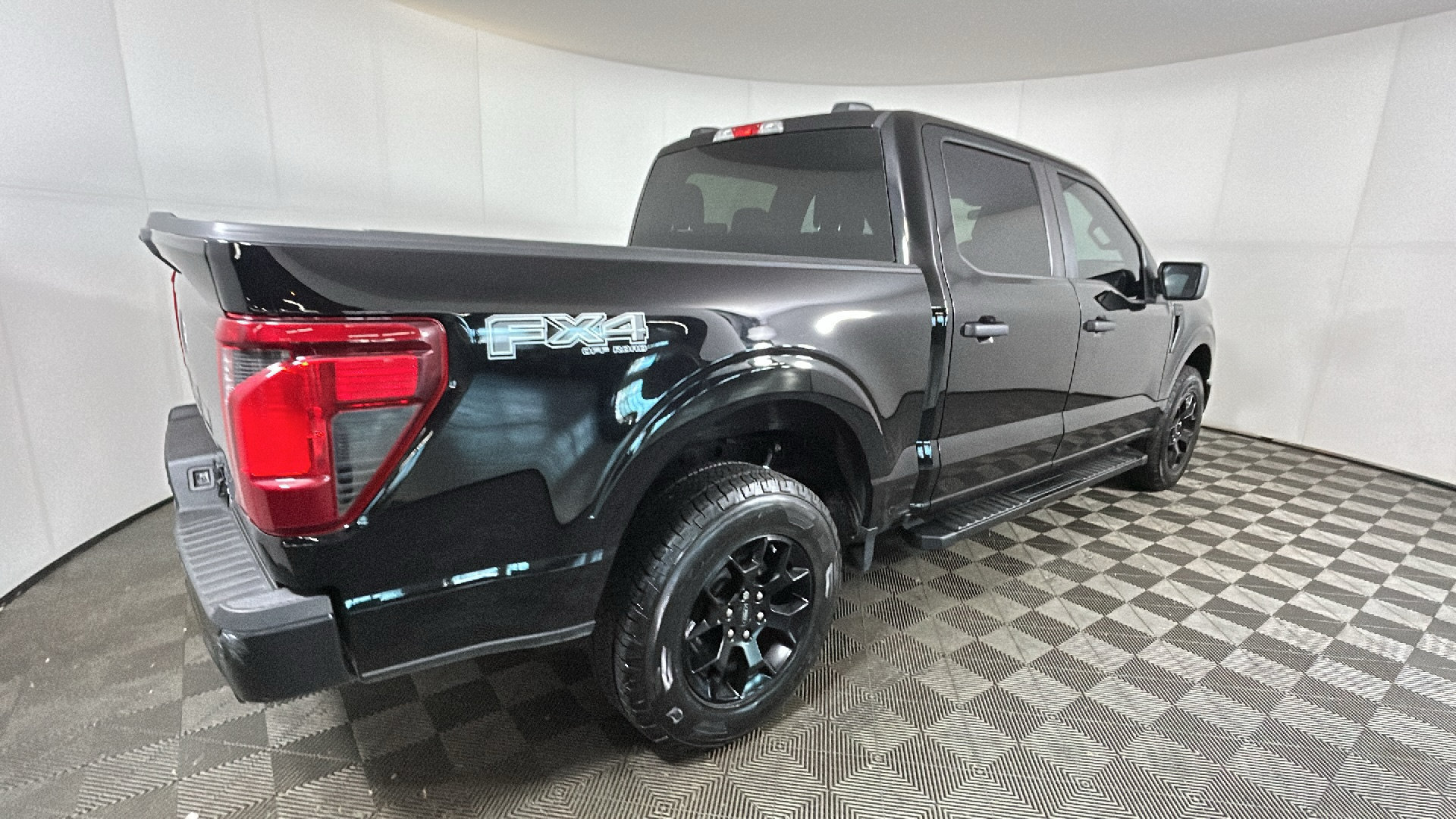 Used 2024 Ford F150 STX w/ Equipment Group 201A FX4 AWD/4WD image 3