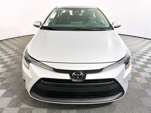 Certified 2024 Toyota Corolla LE image 8