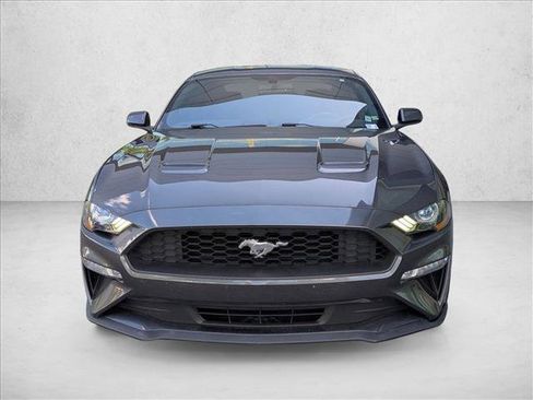 Used 2020 Ford Mustang Premium image 2