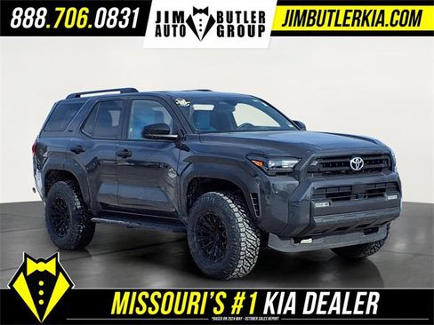Used 2025 Toyota 4Runner SR5 image 31