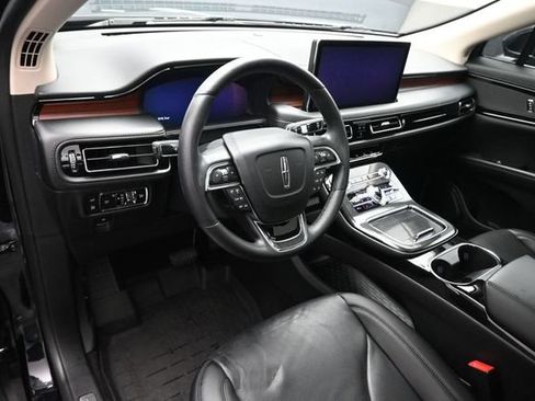 Certified 2023 Lincoln Nautilus Reserve FWD image 9