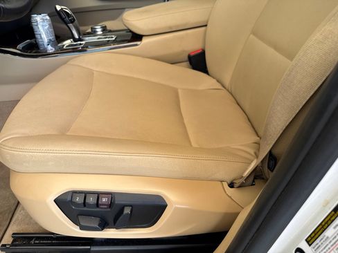 Used 2016 BMW X3 sDrive28i RWD image 7