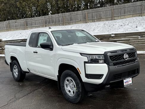 New 2026 Nissan Frontier S image 2