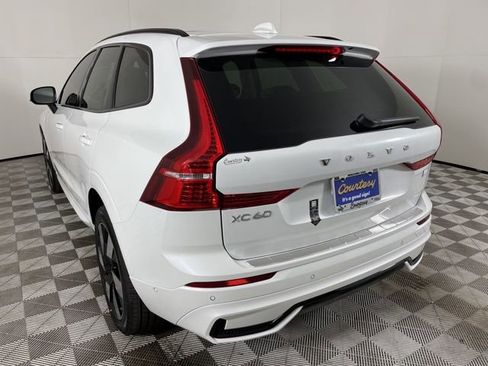 Certified 2024 Volvo XC60 T8 Plus w/ Protection Package Premier image 9