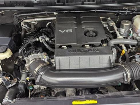 Used 2022 Nissan Frontier SV w/ Technology Package RWD image 29