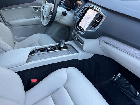 Used 2023 Volvo XC90 T8 Core image 19