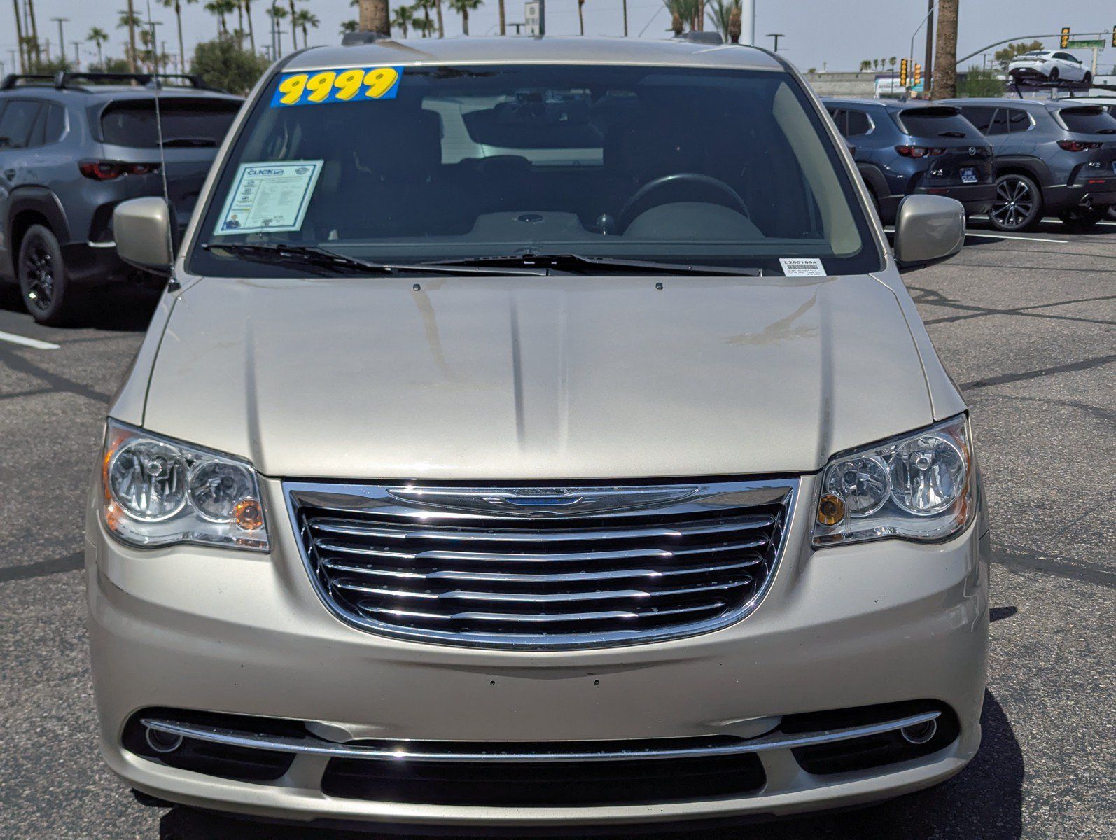 Used 2013 Chrysler Town & Country Touring FWD image 6