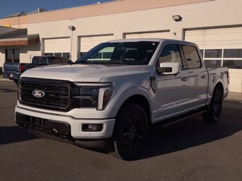 Used 2025 Ford F150 Lariat AWD/4WD image 5
