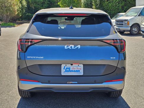 New 2027 Kia Sportage S AWD/4WD image 6