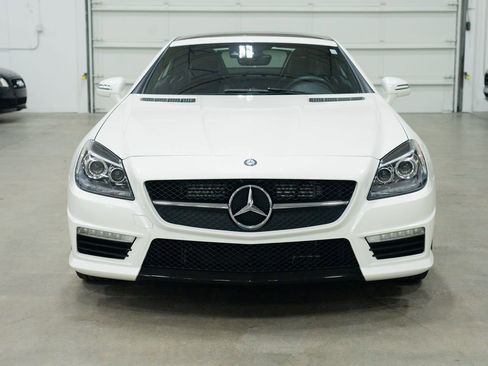 Used 2014 Mercedes-Benz SLK 55 AMG image 2