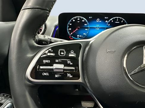 Used 2023 Mercedes-Benz GLB 250 4MATIC image 18