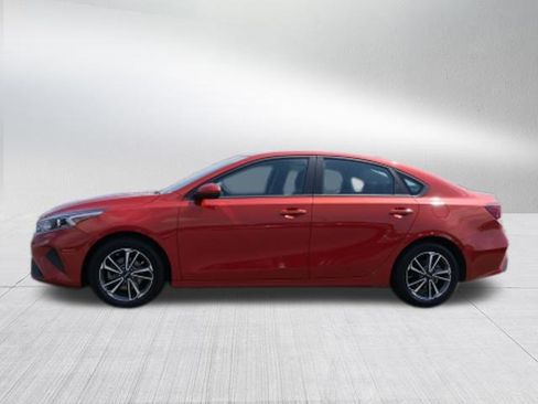 Used 2023 Kia Forte LXS image 6