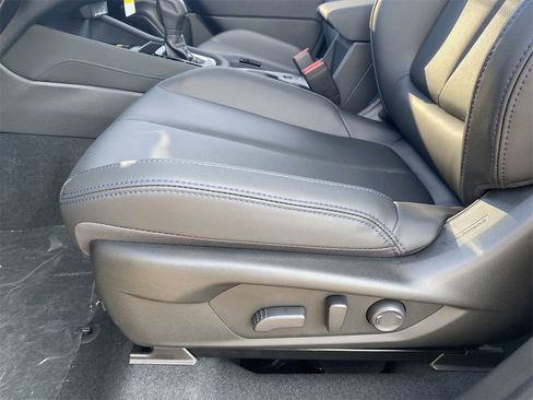 New 2025 Subaru Forester Limited w/ Popular Package image 16