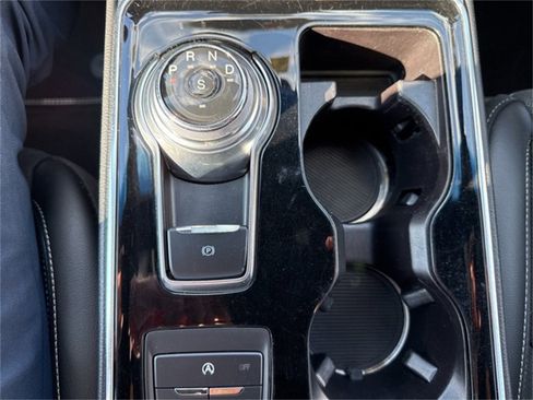 Used 2019 Ford Edge ST w/ Equipment Group 401A image 28