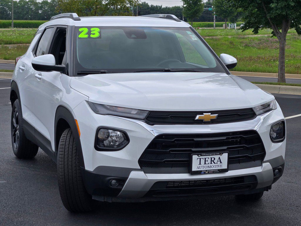 Used 2023 Chevrolet TrailBlazer LT FWD image 3