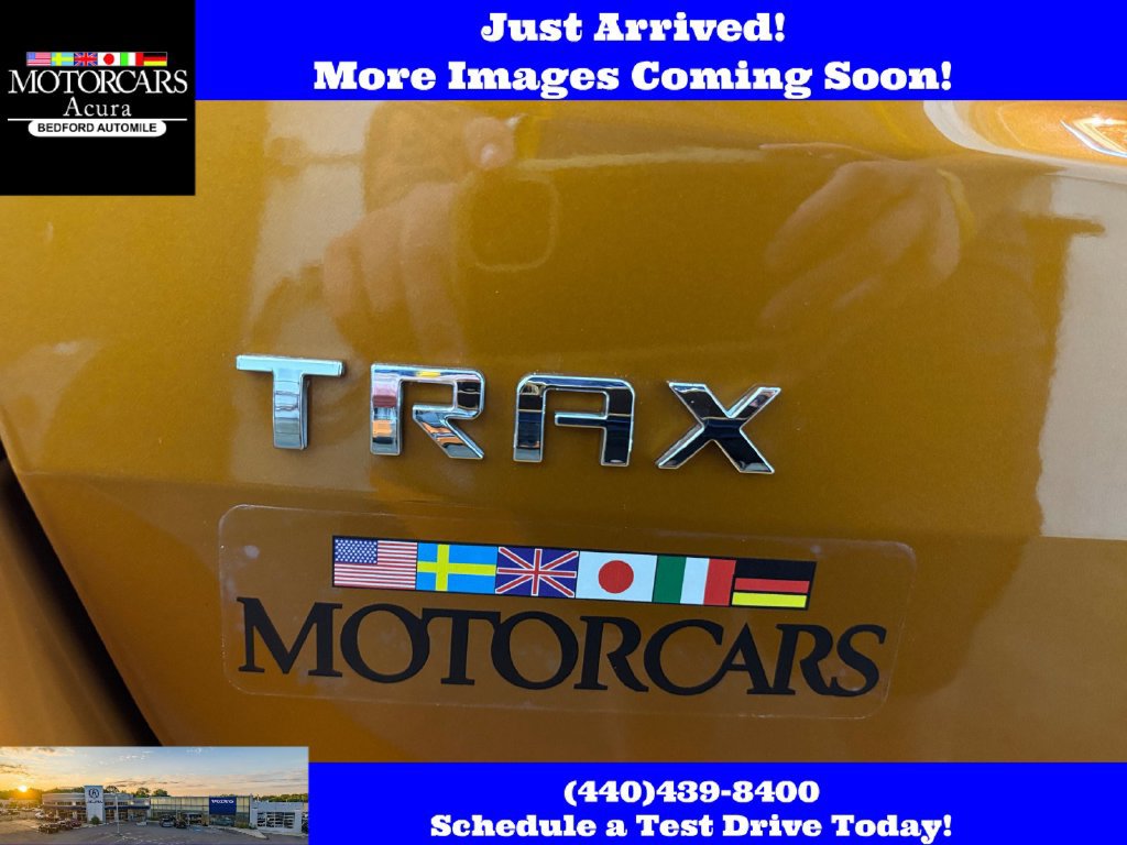 Used 2017 Chevrolet Trax LT w/ Sun & Sound Package FWD image 34