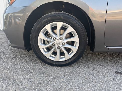 Used 2019 Nissan Sentra SV FWD image 33