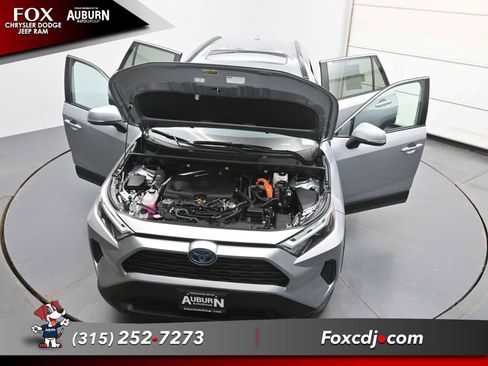Used 2024 Toyota RAV4 XLE w/ Convenience Package AWD/4WD image 36