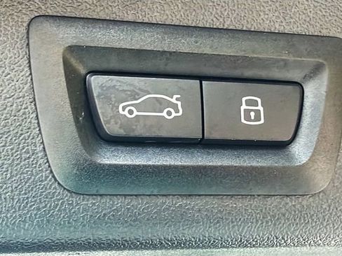 Used 2025 BMW X5 xDrive40i image 13