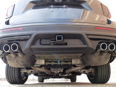 Used 2020 Ford Explorer ST w/ ST Street Pack image 9