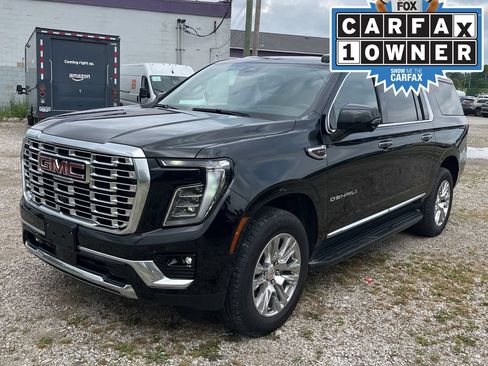 Used 2025 GMC Yukon XL Denali AWD/4WD image 1