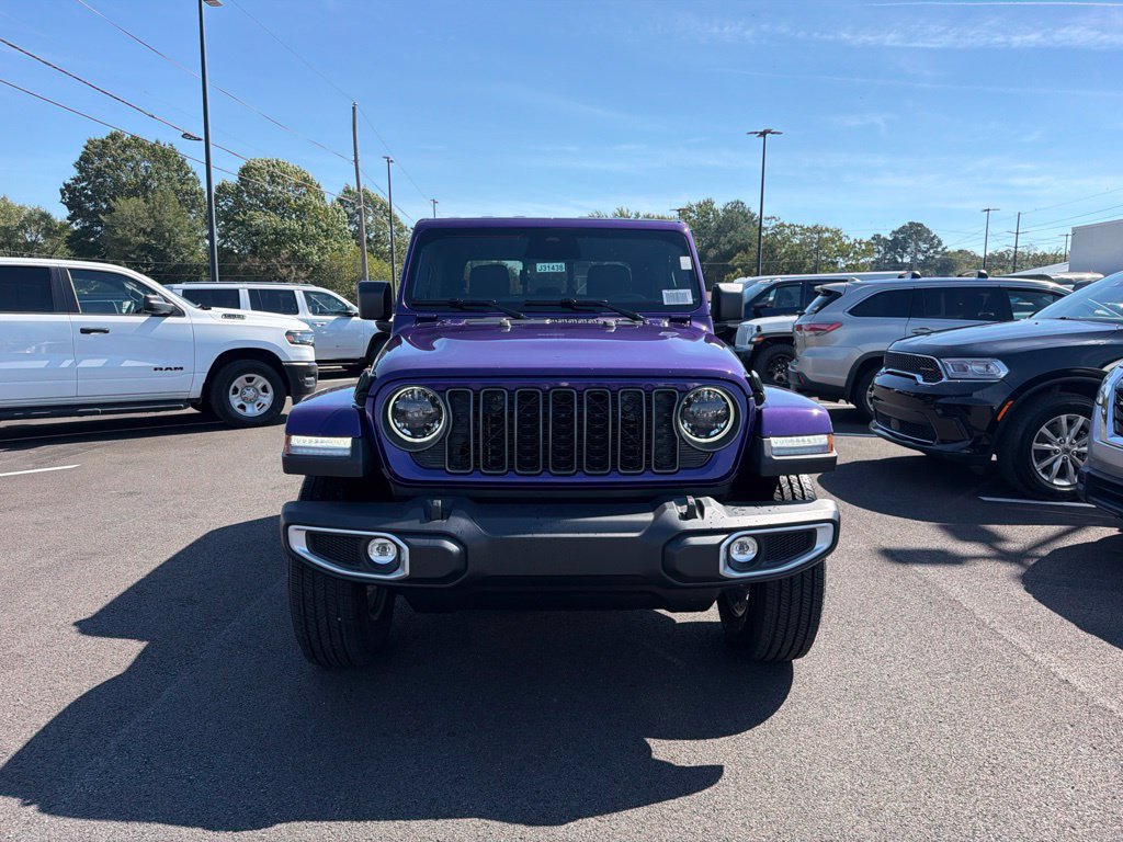 New 2026 Jeep Gladiator Sport AWD/4WD image 3