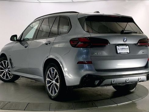Certified 2024 BMW X5 xDrive50e w/ Executive Package AWD/4WD image 10