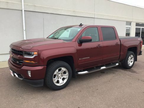 Used 2016 Chevrolet Silverado 1500 LT w/ All Star Edition AWD/4WD image 2