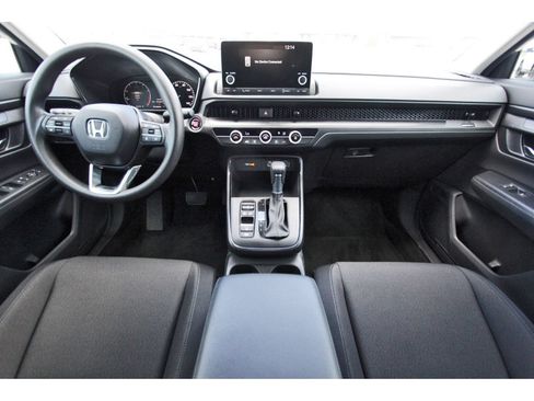 Used 2025 Honda CR-V LX image 9
