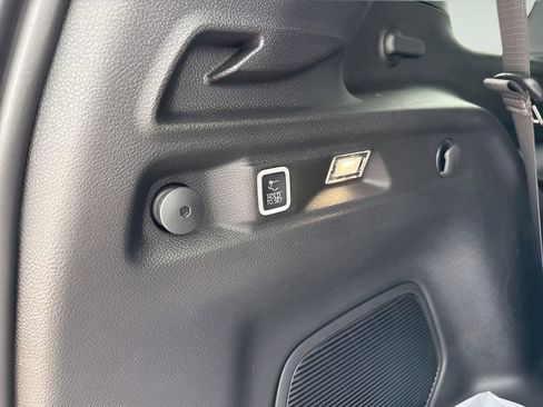 New 2025 Jeep Grand Cherokee L Limited w/ Luxury Tech Group II image 29