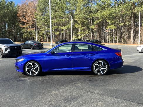 Used 2022 Honda Accord Sport image 7