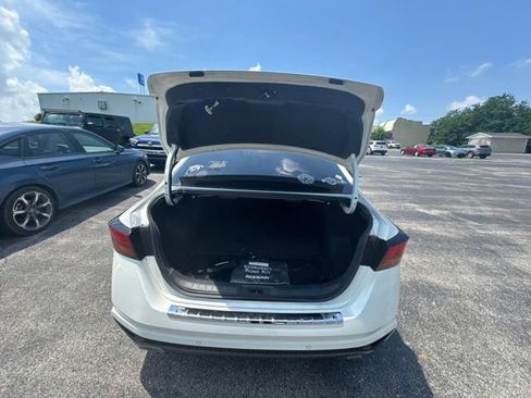 Used 2021 Nissan Altima 2.5 SR FWD image 15