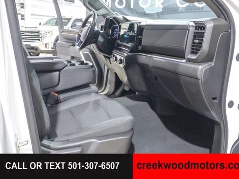 Used 2025 Chevrolet Silverado 2500 LT w/ Convenience Package AWD/4WD image 12