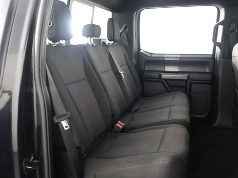 Used 2019 Ford F150 XLT w/ Equipment Group 302A Luxury AWD/4WD image 29