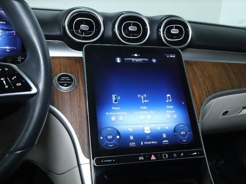 Used 2023 Mercedes-Benz C 300 4MATIC Sedan image 35