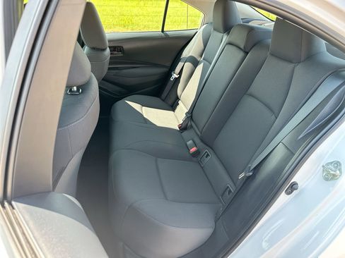 Used 2024 Toyota Corolla LE image 21