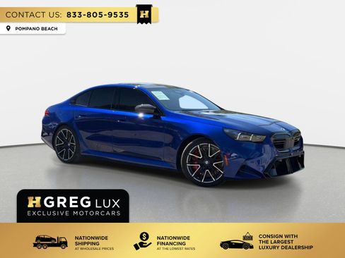 Used 2025 BMW M5 w/ Carbon Package AWD/4WD image 1