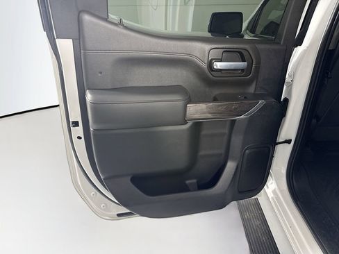 Used 2021 Chevrolet Silverado 1500 LTZ w/ LTZ Premium Package AWD/4WD image 26