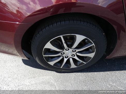 Used 2015 Acura TLX w/ Technology Package FWD image 16
