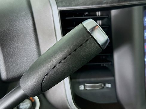 Used 2021 RAM 2500 Big Horn w/ Level 1 Equipment Group image 16