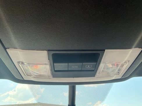 Used 2018 Ford Explorer Limited FWD image 26