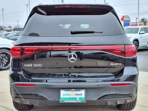New 2024 Mercedes-Benz EQB 300 4MATIC image 9