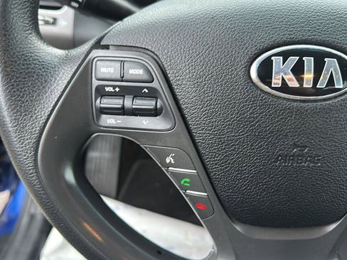 Used 2018 Kia Forte LX image 17